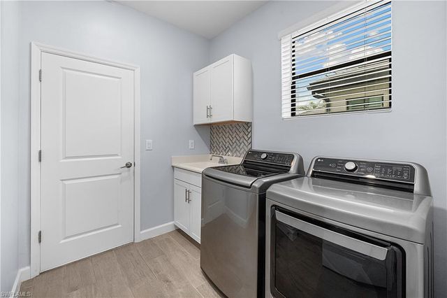 20475 Napa LOOP, Estero, FL 33928