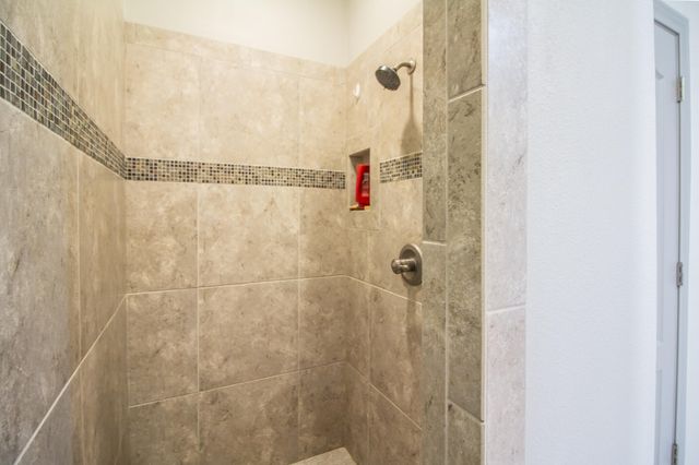 9804 Durham Avenue, Lubbock, TX 79424