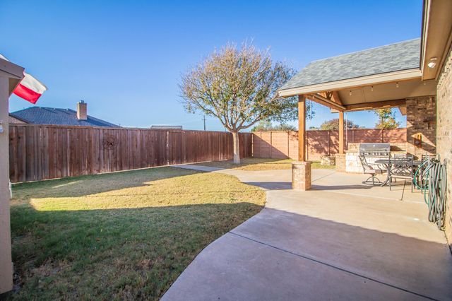 9804 Durham Avenue, Lubbock, TX 79424