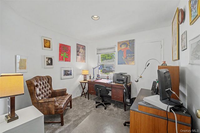 205 Halsey Avenue, Jericho, NY 11753