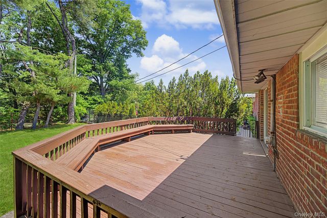 205 Halsey Avenue, Jericho, NY 11753