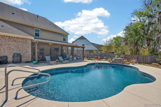 176 Boykin Lakes Loop, Pike Road, AL 36064