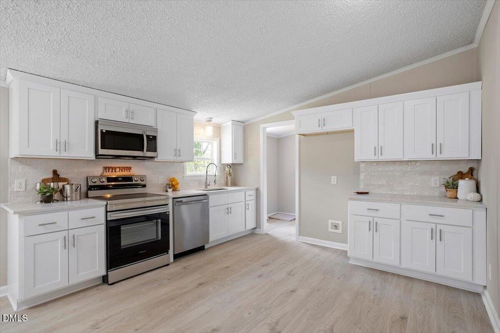 8218 N Nc 27 E, Coats, NC 27521