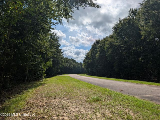 2384 Coelho Way, Diamondhead, MS 39525