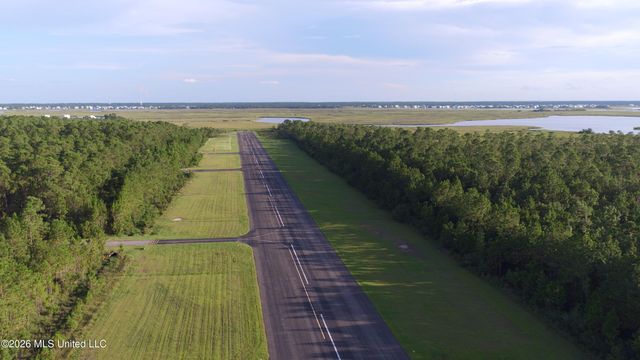 2384 Coelho Way, Diamondhead, MS 39525