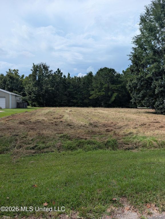 2384 Coelho Way, Diamondhead, MS 39525