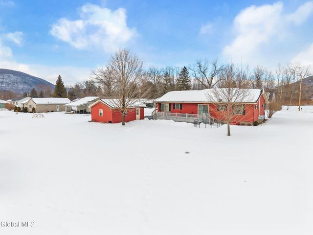 146 Warrior Way, Middleburgh, NY 12122