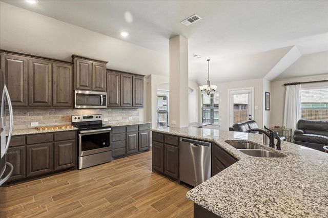 4137 Snowberry Lane, Fort Worth, TX 76036
