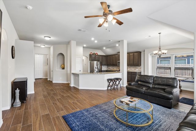 4137 Snowberry Lane, Fort Worth, TX 76036
