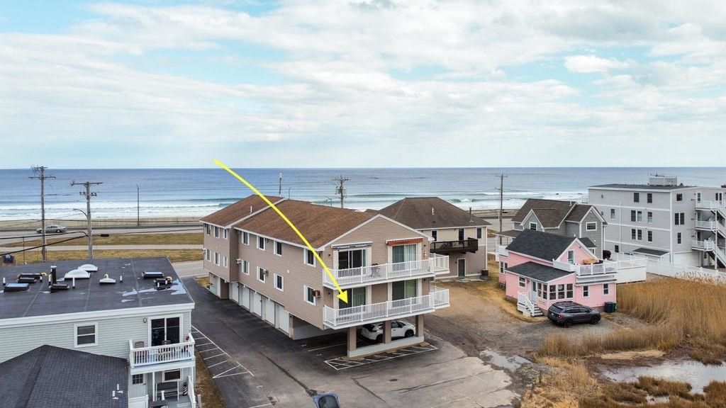 Image 1 of property listing at 611 Ocean Blvd Unit 3, Hampton, NH 03842