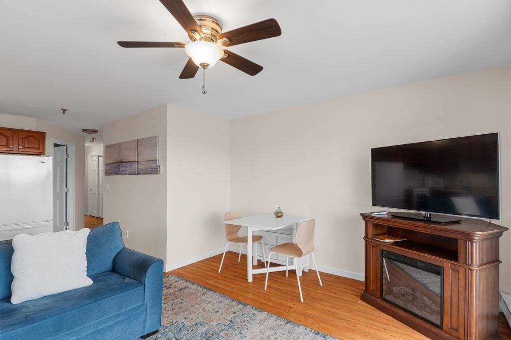 Image 18 of property listing at 611 Ocean Blvd Unit 3, Hampton, NH 03842