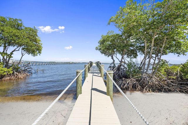 54 S Sewalls Point Road, Sewalls Point, FL 34996