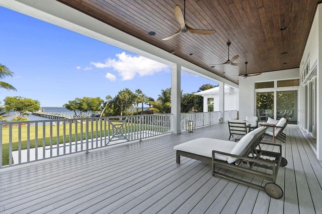 54 S Sewalls Point Road, Sewalls Point, FL 34996