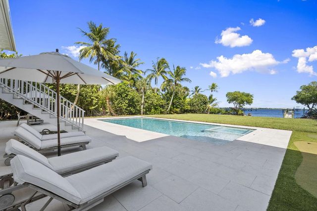 54 S Sewalls Point Road, Sewalls Point, FL 34996