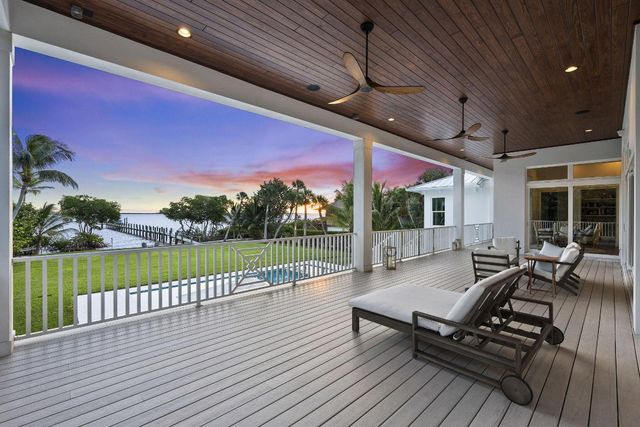54 S Sewalls Point Road, Sewalls Point, FL 34996