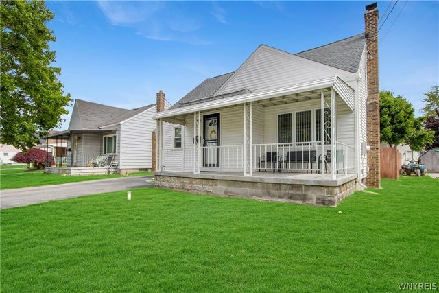 138 Burlington Avenue, Lancaster, NY 14043