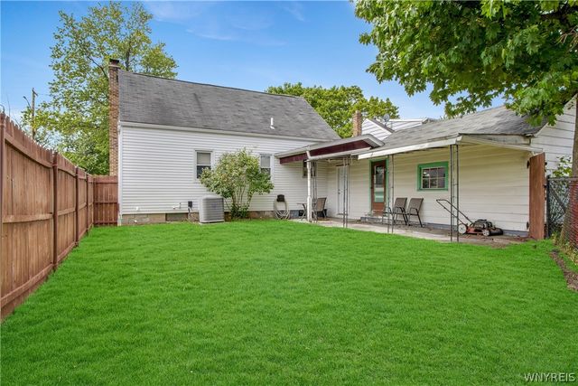 138 Burlington Avenue, Lancaster, NY 14043