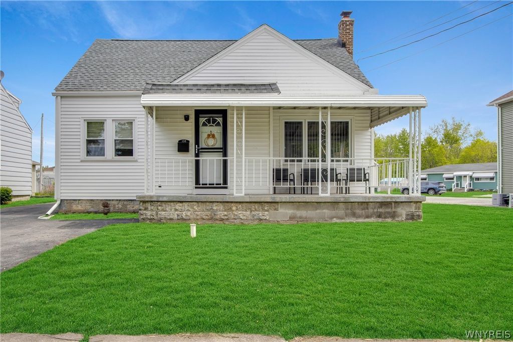 138 Burlington Avenue, Lancaster, NY 14043