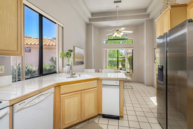 116 Caserta Lane, Palm Desert, CA 92211