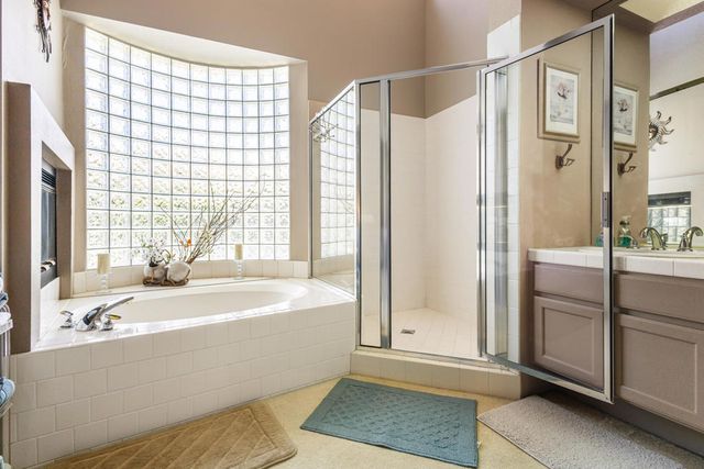 116 Caserta Lane, Palm Desert, CA 92211