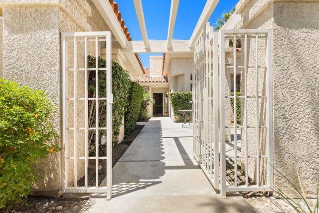 116 Caserta Lane, Palm Desert, CA 92211