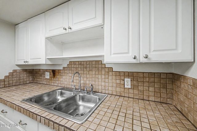 1622 E CAMPBELL Avenue J, Phoenix, AZ 85016