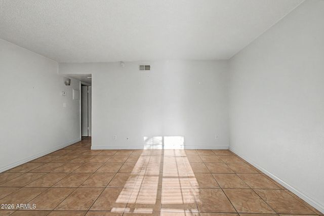 1622 E CAMPBELL Avenue J, Phoenix, AZ 85016