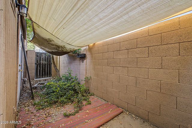 1622 E CAMPBELL Avenue J, Phoenix, AZ 85016