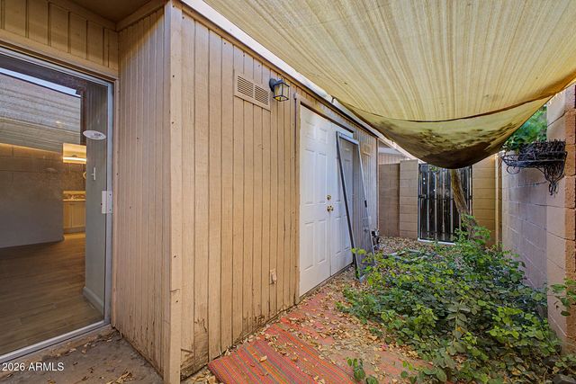 1622 E CAMPBELL Avenue J, Phoenix, AZ 85016