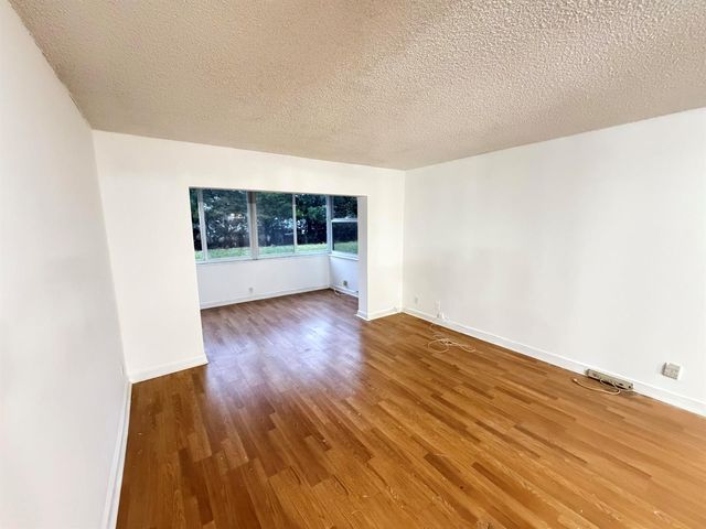 3110 Holiday Springs Boulevard 108, Margate, FL 33063