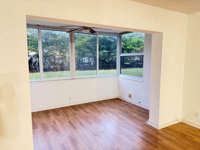 3110 Holiday Springs Boulevard 108, Margate, FL 33063