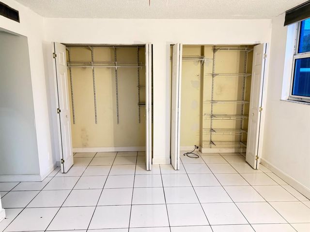 3110 Holiday Springs Boulevard 108, Margate, FL 33063