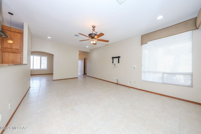 4365 N Ventana Loop, Tucson, AZ 85750