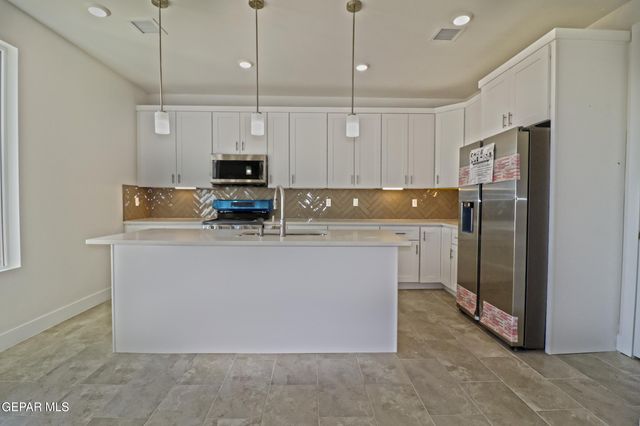 12360 BEN DOWELL Way, El Paso, TX 79934