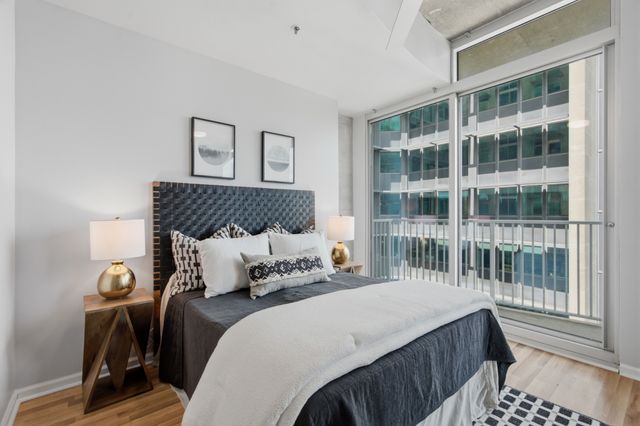 415 Church St Apt 2411, Nashville, TN 37219
