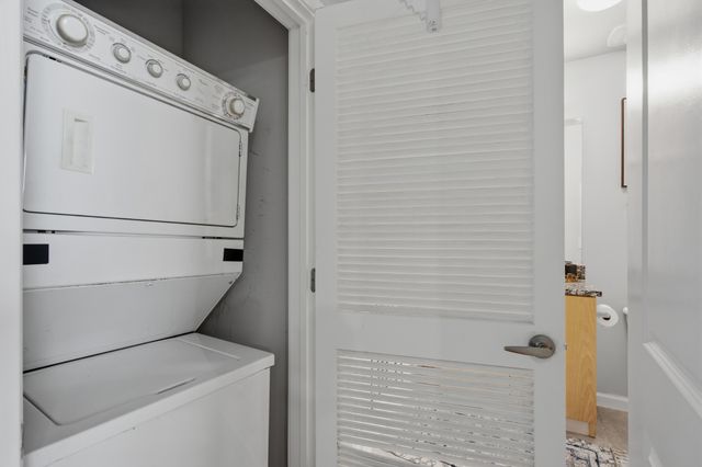 415 Church St Apt 2411, Nashville, TN 37219
