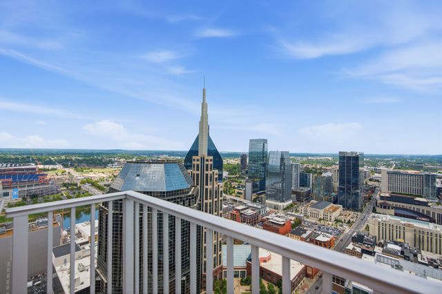 415 Church St Apt 2411, Nashville, TN 37219