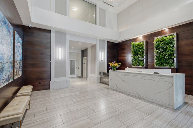 415 Church St Apt 2411, Nashville, TN 37219