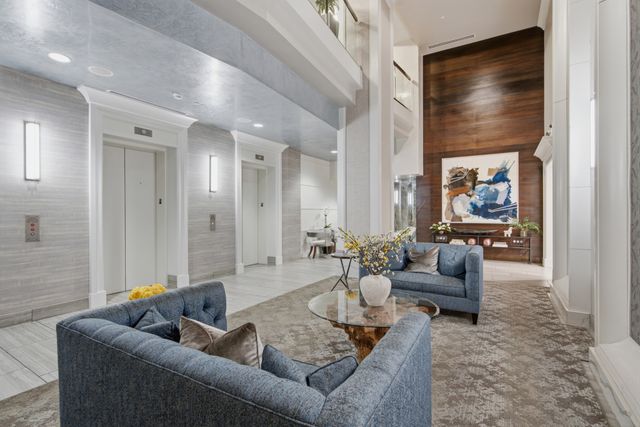 415 Church St Apt 2411, Nashville, TN 37219