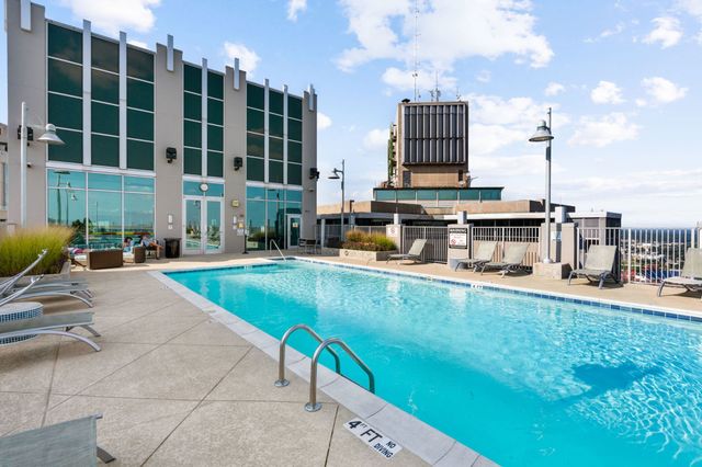 415 Church St Apt 2411, Nashville, TN 37219