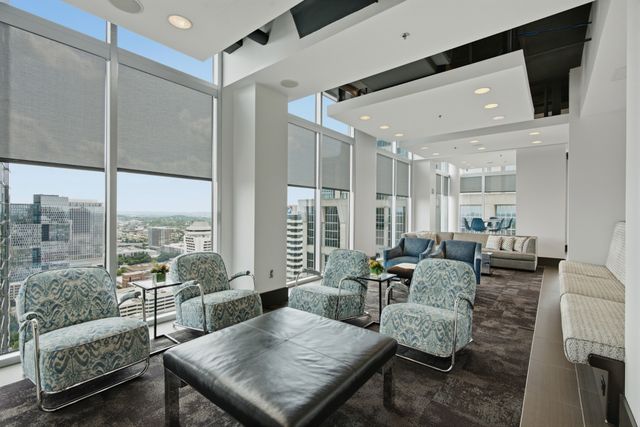 415 Church St Apt 2411, Nashville, TN 37219