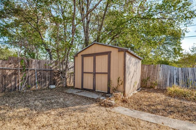 7642 Woodspan Drive, Dallas, TX 75232