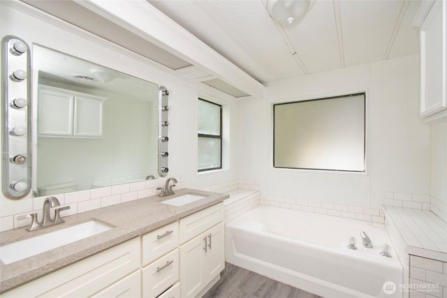 286 Canyon Estates Drive, Sequim, WA 98382