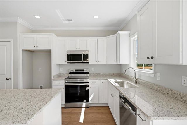 140 Andros Drive, Dalton, GA 30721