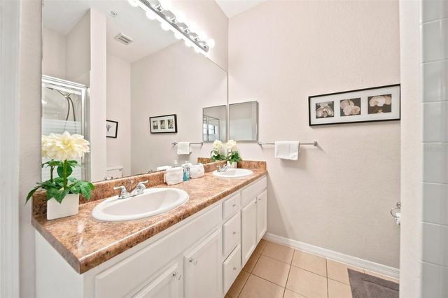 3050 PIRATES RETREAT COURT 408, Kissimmee, FL 34747