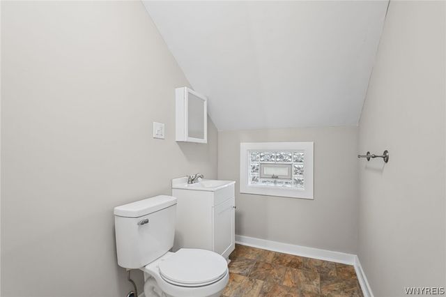 4812 Bay View Road, Hamburg, NY 14075