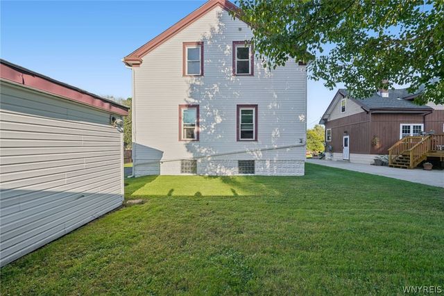 4812 Bay View Road, Hamburg, NY 14075