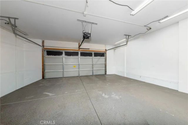 9868 Maple Court, Adelanto, CA 92301