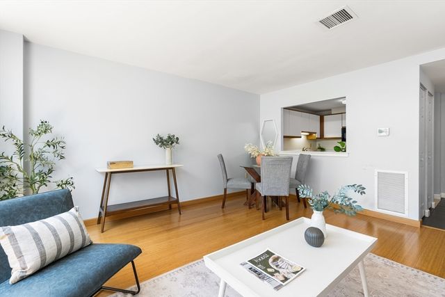 1 Watermill Place 516, Arlington, MA 02476