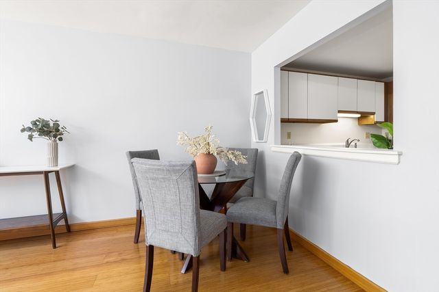 1 Watermill Place 516, Arlington, MA 02476